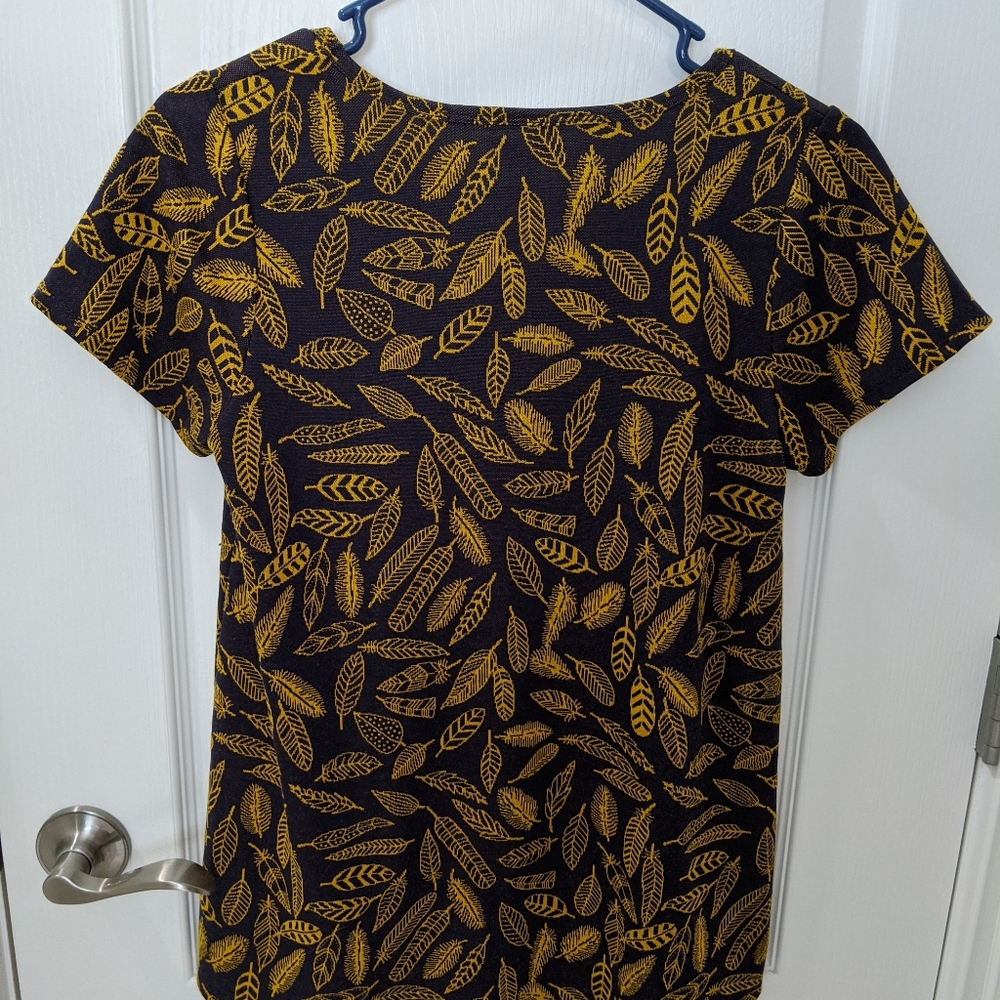 Super Flattering Feather Pattern Llr Classic Tee - image 4